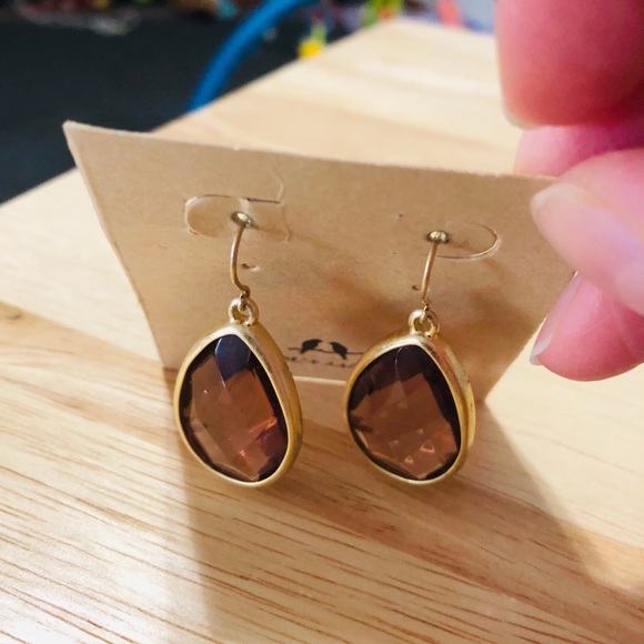 Minaret Rose Earrings - Picture 2 of 2